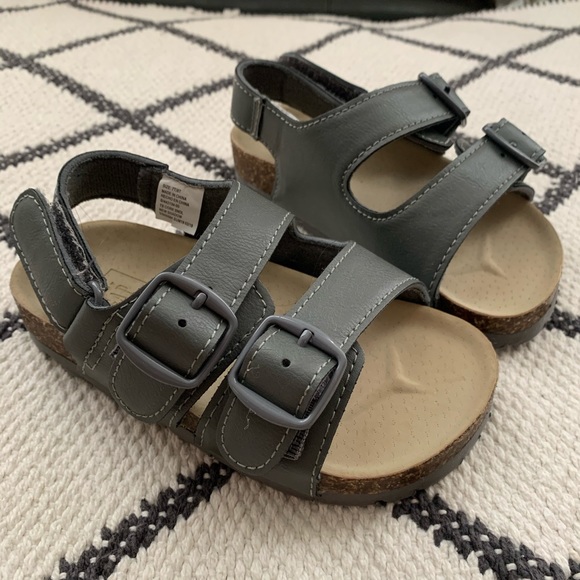 New Baby gap toddler “Birkenstock” sandal sz 7T/8T - Picture 1 of 4